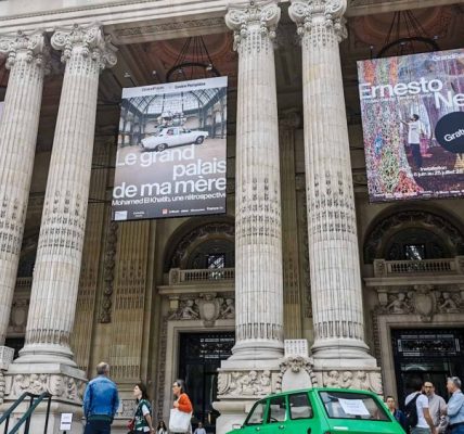 1900年のパリ万博のために建てられたグランパレ。ユネスコ世界遺産「パリのセーヌ河岸」の一部。