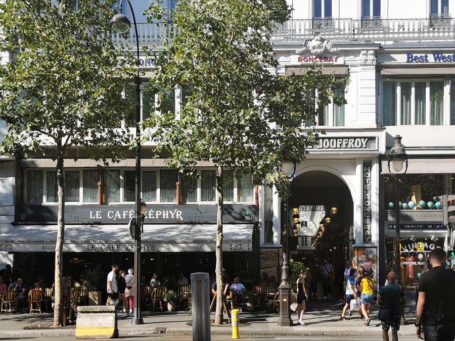 パッサージュ・ジュフロワ