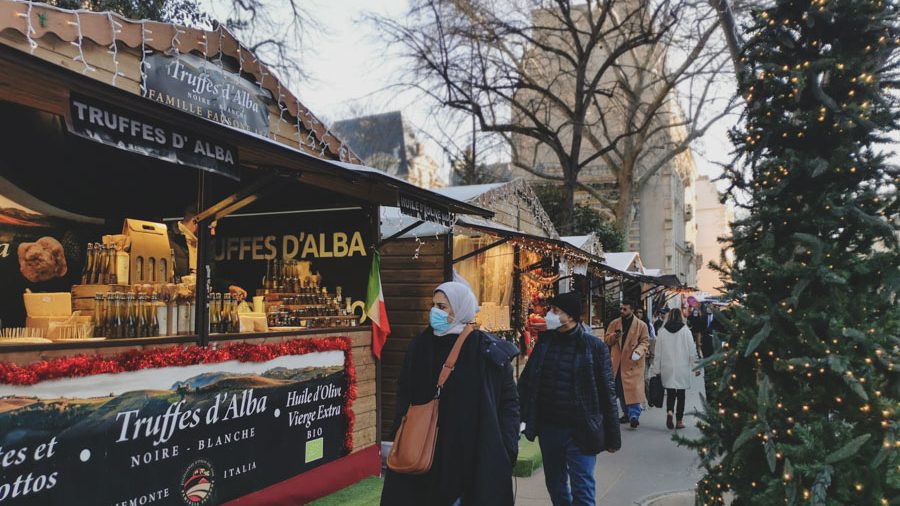 パリのクリスマスマーケット／サンジェルマン・デ・プレ
