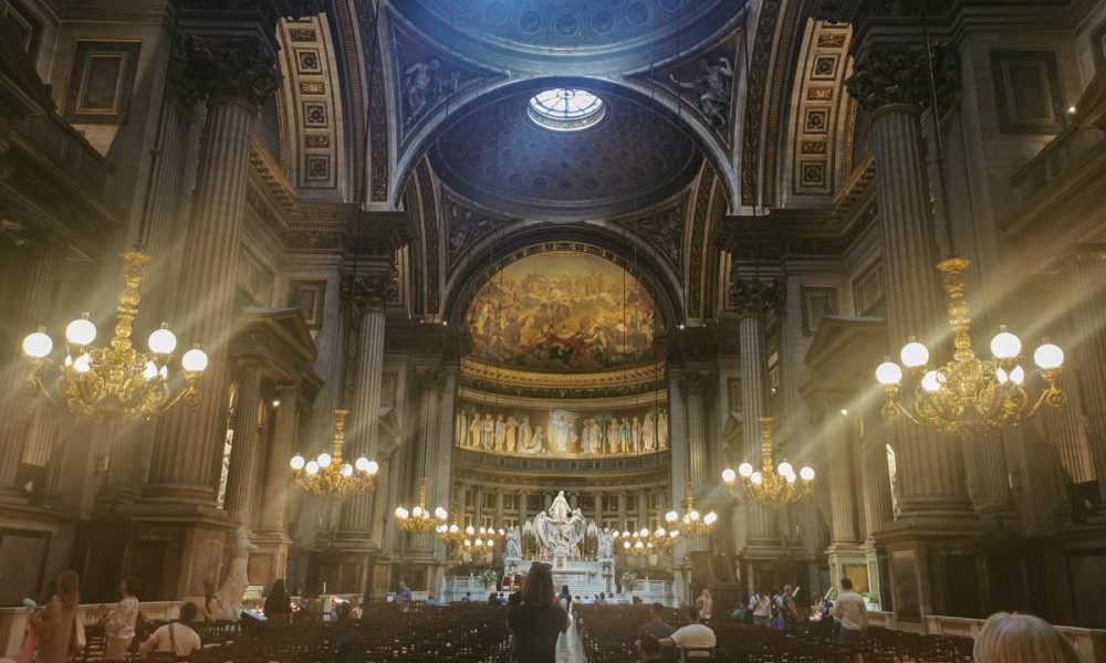 フランス、パリのマドレーヌ寺院