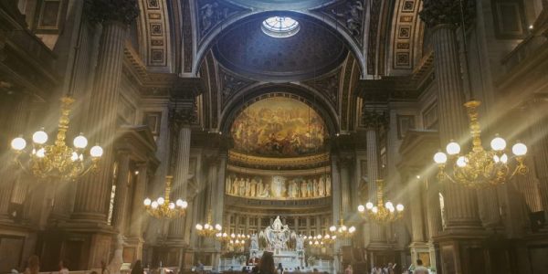 フランス、パリのマドレーヌ寺院