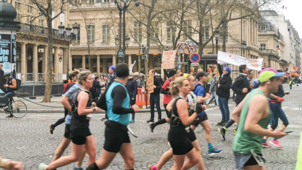 世界最大級のフルマラソン、パリマラソン大会